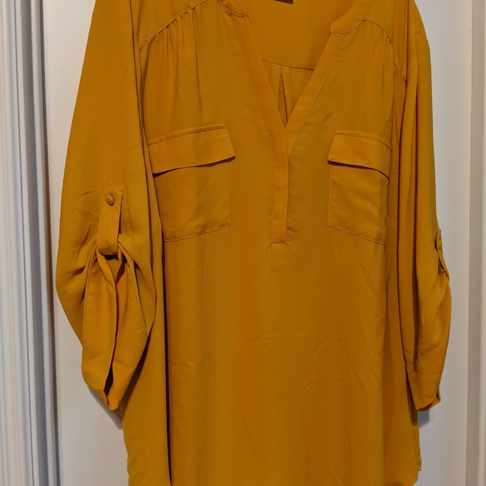 Torrid Harper Top Size 3. Mustard